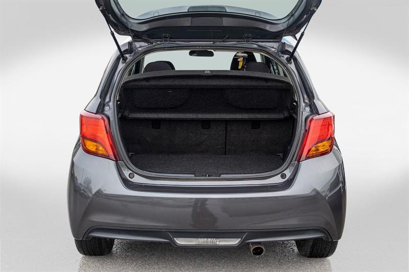 toyota Yaris 2017 - 28