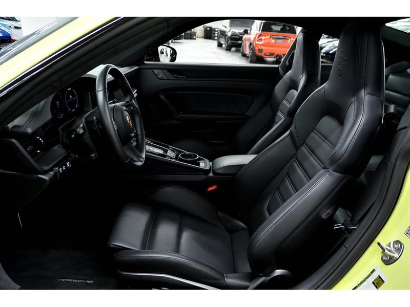 porsche 911 2025 - 12