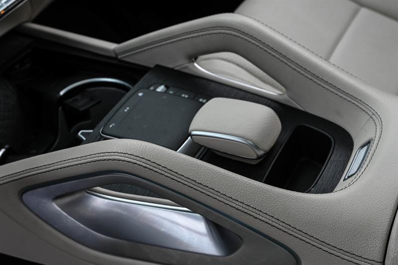 2023 Mercedes-Benz GLE - Image 38