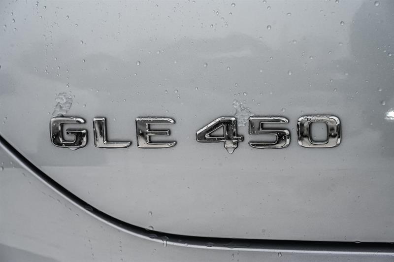 2025 Mercedes-Benz GLE - Image 14