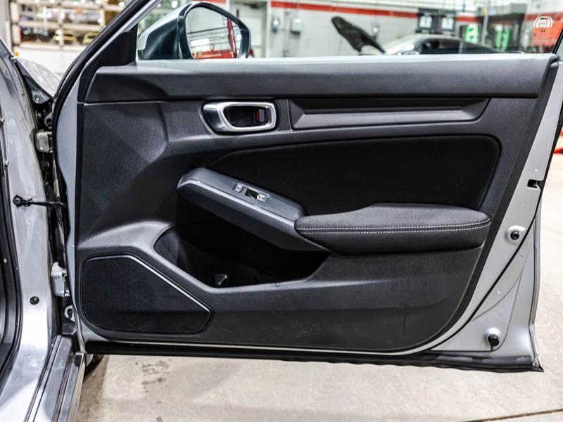 2023 Honda Civic - Image 15