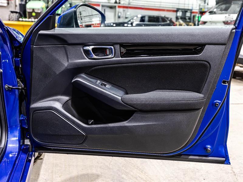 2022 Honda Civic - Image 16