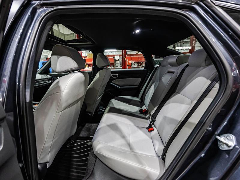 2025 Honda Civic - Image 13