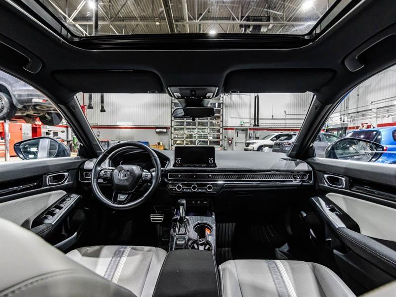 2025 Honda Civic - Image 14