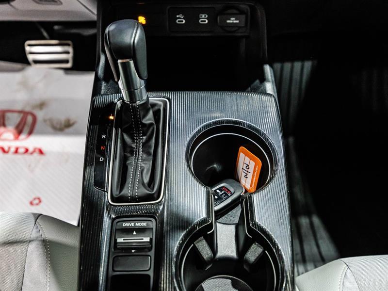 2025 Honda Civic - Image 25