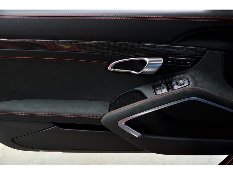 porsche 718 Cayman 2025 - 27