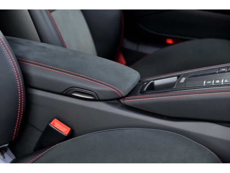 porsche 718 Cayman 2025 - 33