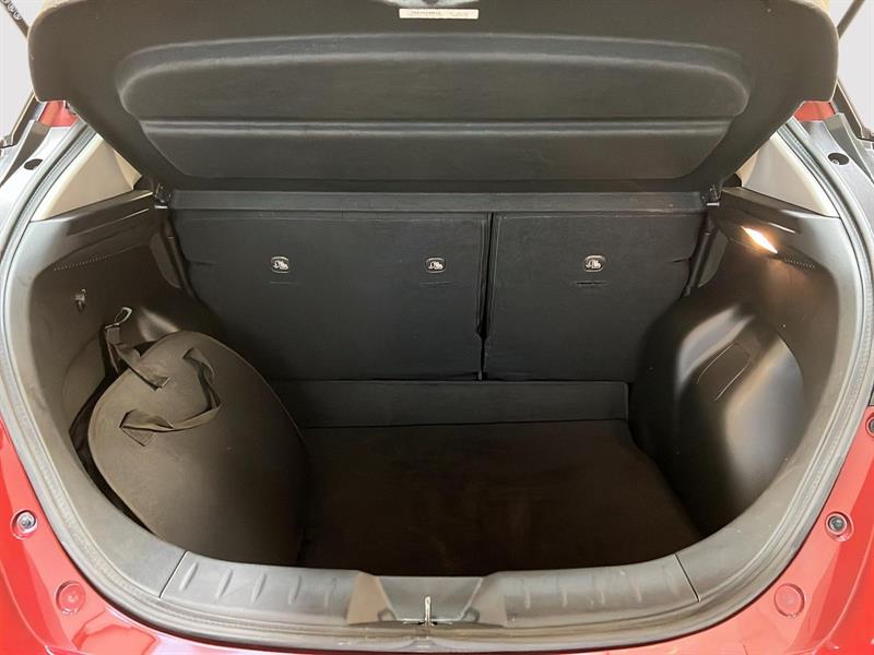 nissan LEAF 2023 - 12