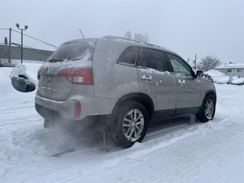 kia Sorento 2015 - 9