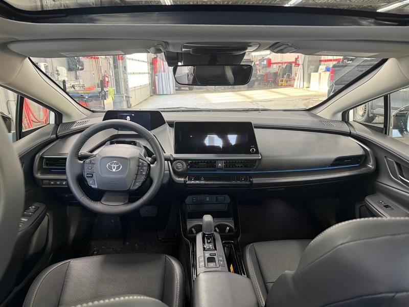 toyota Prius Plug-in Hybrid 2026 - 14