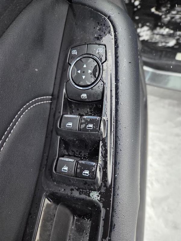 2017 Ford Edge - Image 18