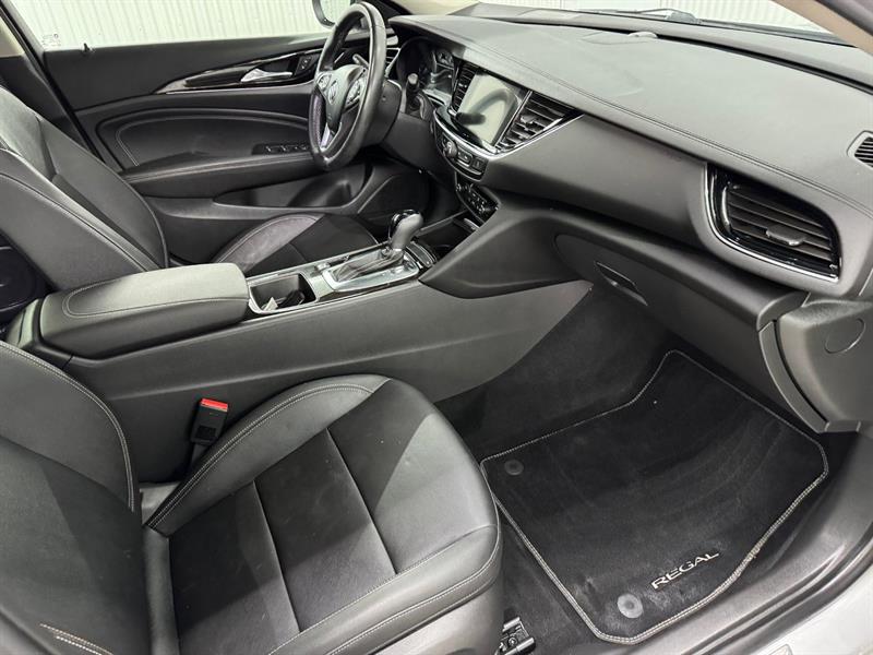 buick Regal Sportback 2019 - 23