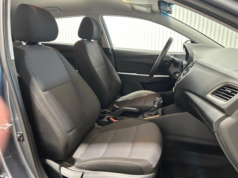 hyundai Accent 2018 - 18