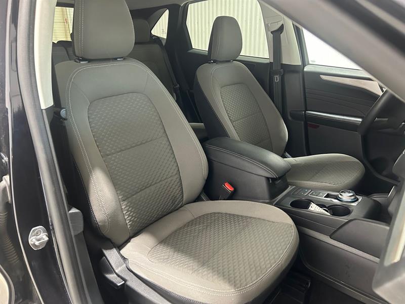 ford Escape 2021 - 18