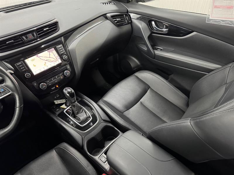 nissan Qashqai 2021 - 24