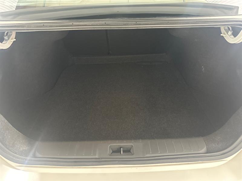 nissan Sentra 2022 - 10