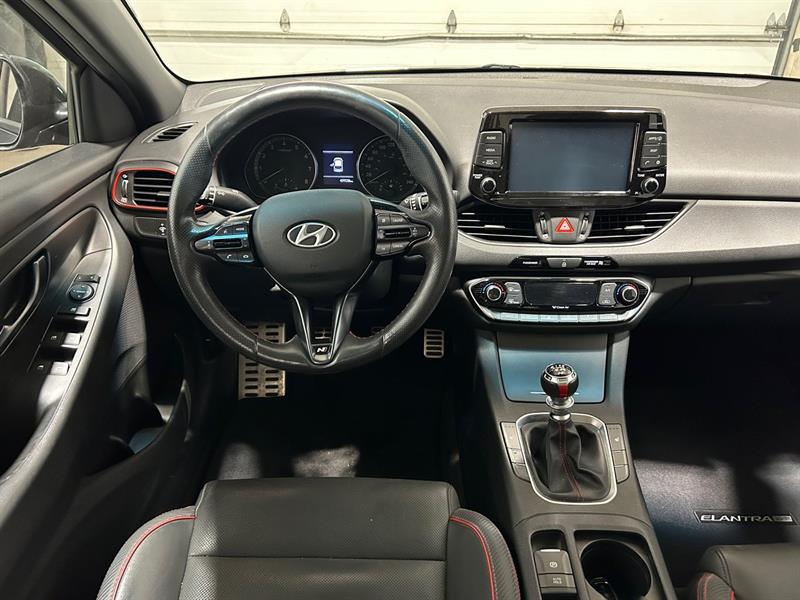 hyundai Elantra GT 2020 - 17