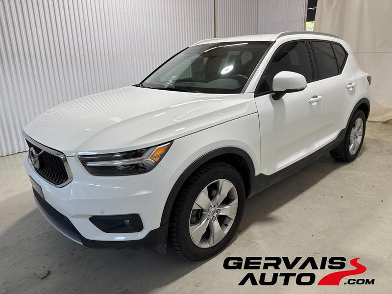 volvo XC40 2021
