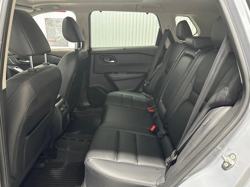 nissan Rogue 2022 - 16