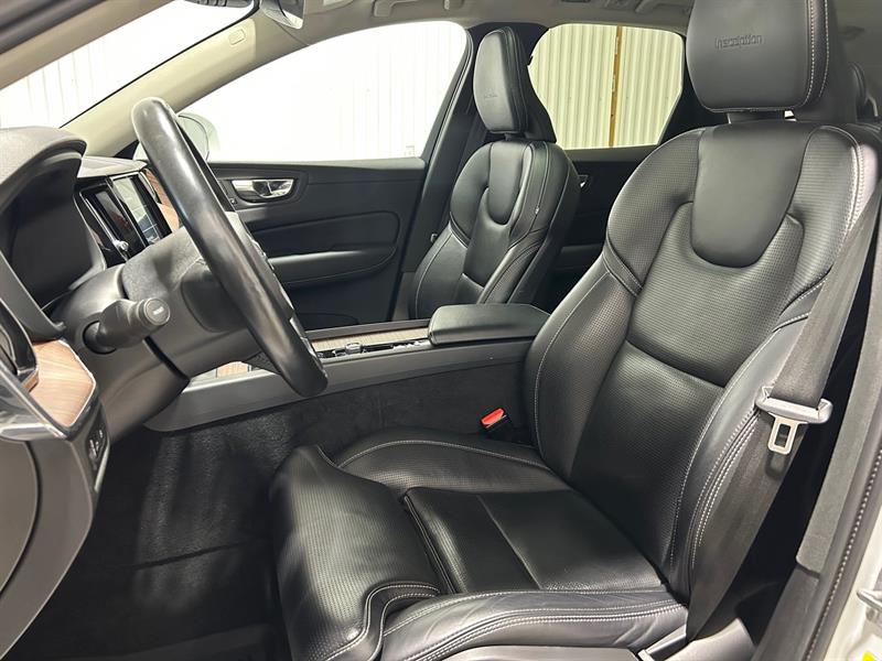volvo XC60 2019 - 11