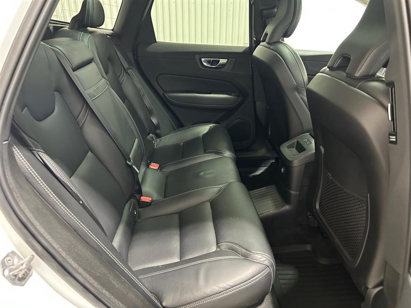 volvo XC60 2019 - 19