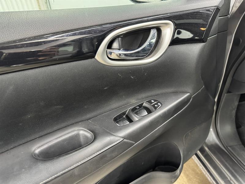 nissan Sentra 2018 - 16