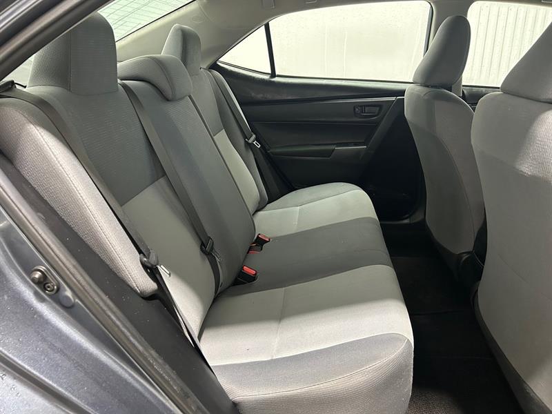 toyota Corolla 2018 - 17