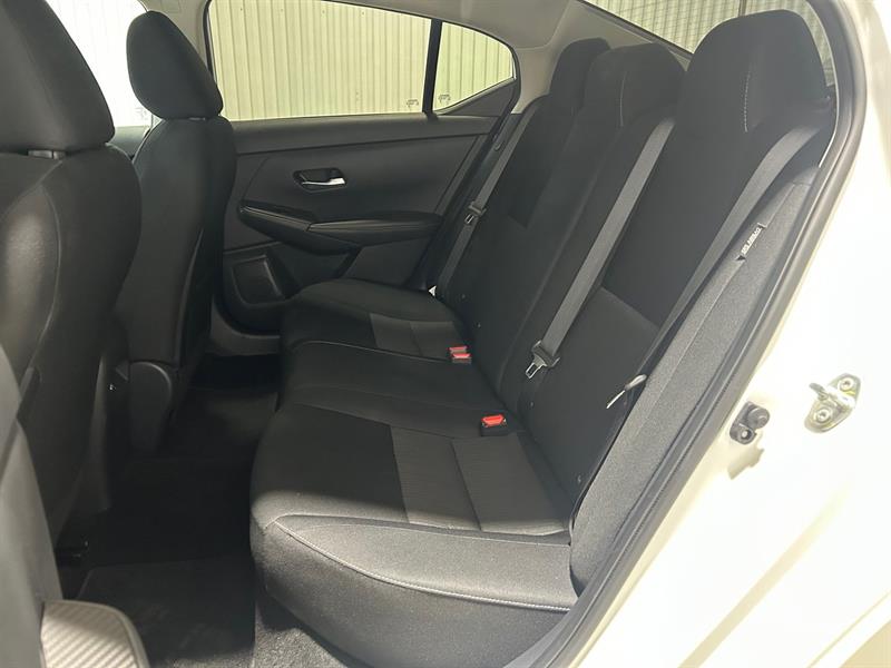 nissan Sentra 2023 - 16