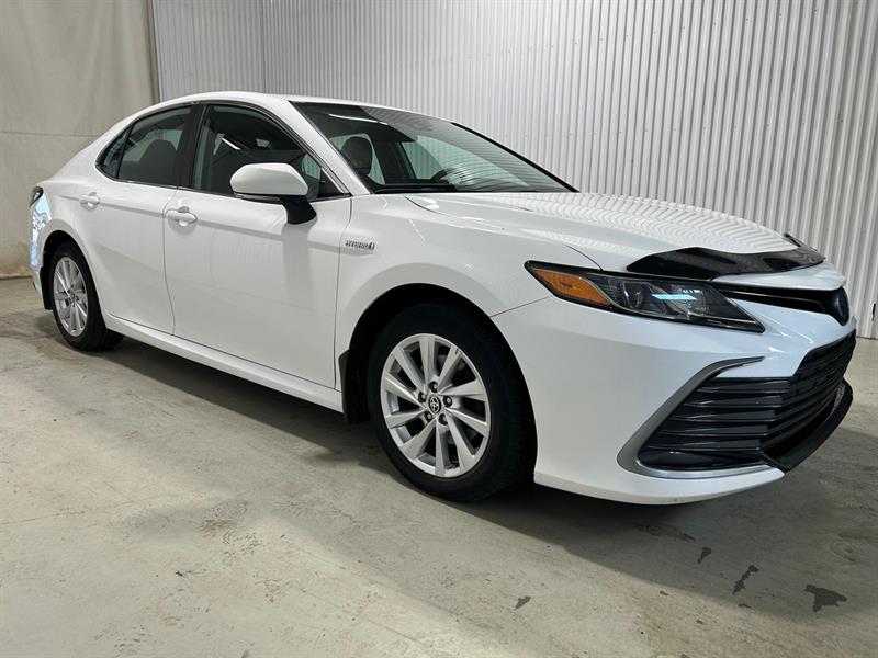 toyota Camry 2021 - 4