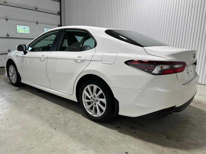 toyota Camry 2021 - 8