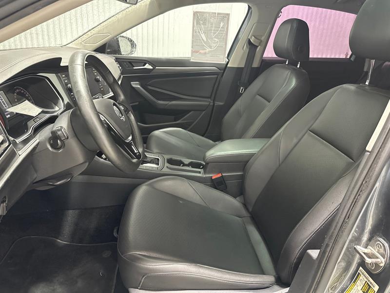 volkswagen Jetta 2020 - 13