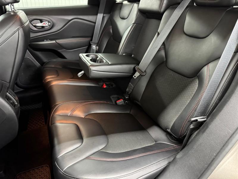 jeep Cherokee 2020 - 18
