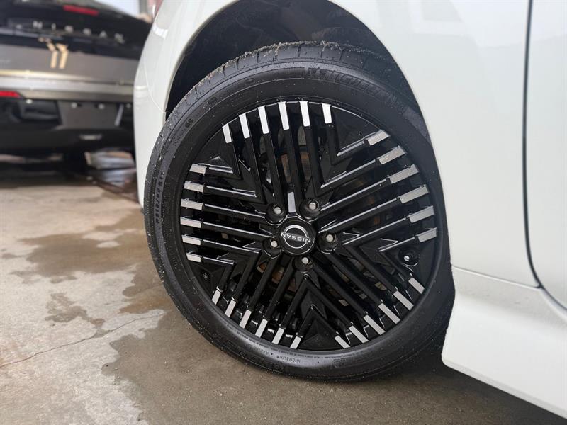 nissan LEAF 2025 - 10