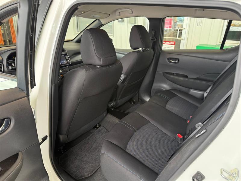 nissan LEAF 2025 - 33