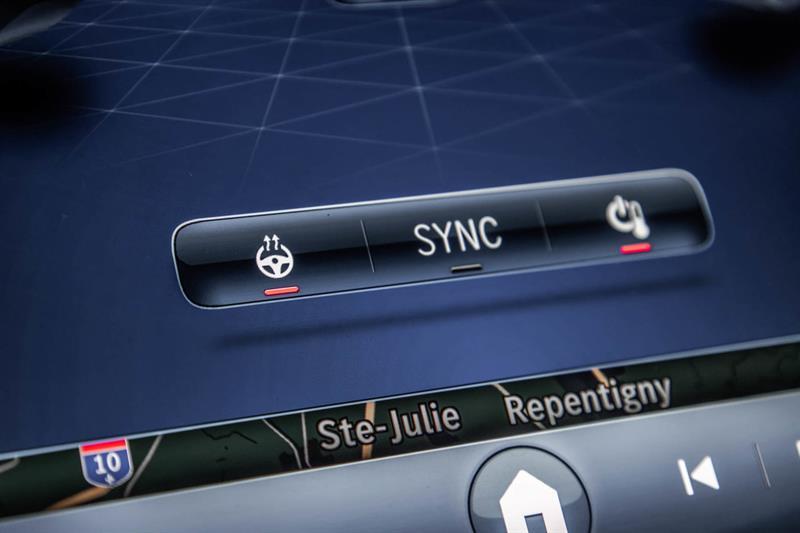 2025 Mercedes-Benz GLC - Image 33