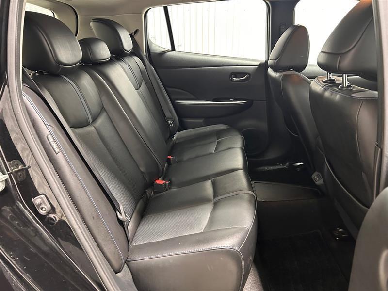 2022 Nissan Leaf - Image 17