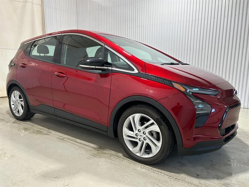 2023 Chevrolet Bolt - Image 4