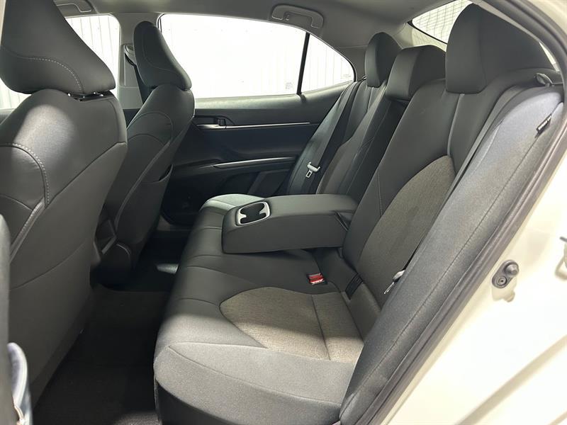 2021 Toyota Camry - Image 16