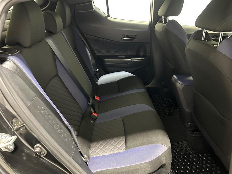 2020 Toyota C-HR - Image 16