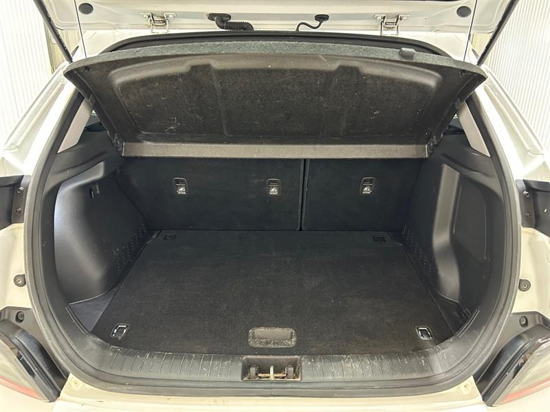 2023 Hyundai Kona - Image 18