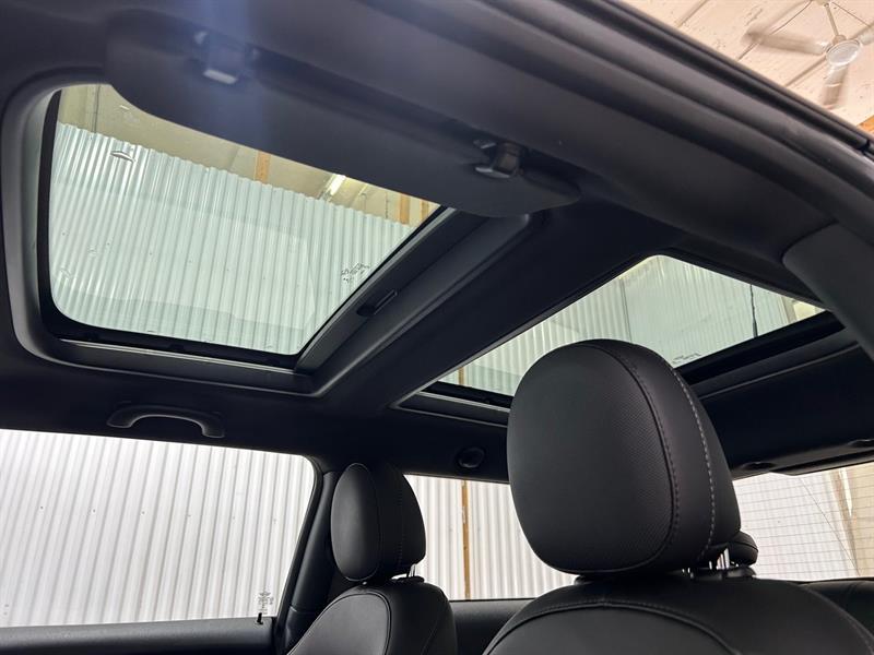 2019 Mini 3 Door - Image 13