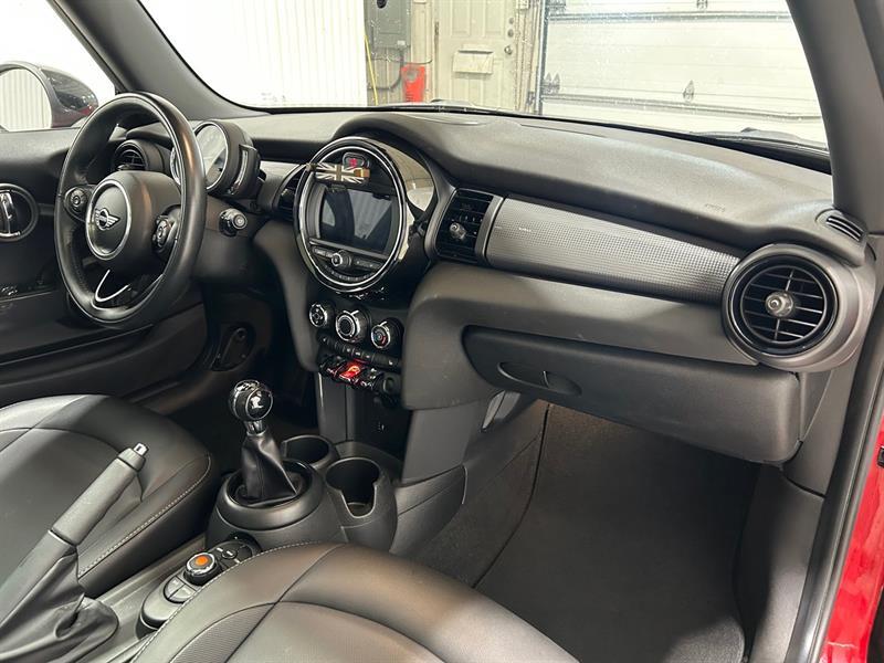 2019 Mini 3 Door - Image 18