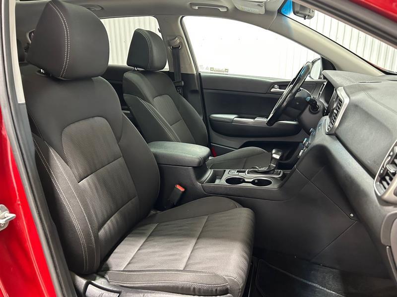 2021 Kia Sportage - Image 19