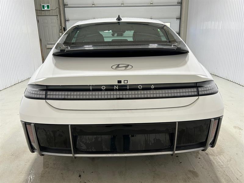 2023 Hyundai Ioniq - Image 7