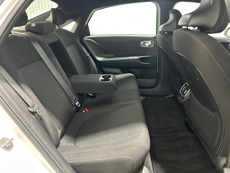 2023 Hyundai Ioniq - Image 21