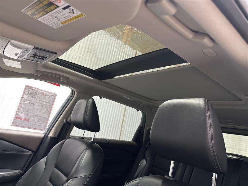 2022 Nissan Rogue - Image 14