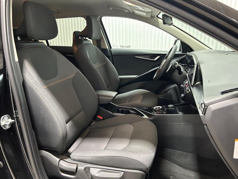 2023 Kia Niro - Image 18