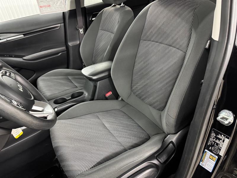 2023 Kia Seltos - Image 11