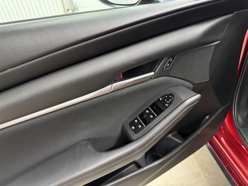 2022 Mazda Mazda3 - Image 11