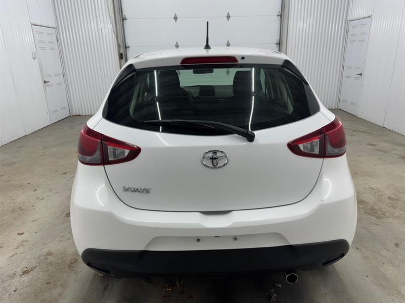 2020 Toyota Yaris - Image 7